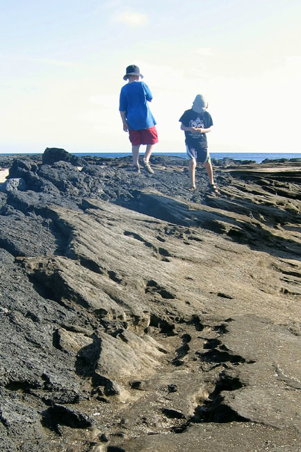 20070806d_M_JamesPuertoEgas_BrokenLava