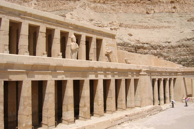 20060323p_HatshepsutTemple