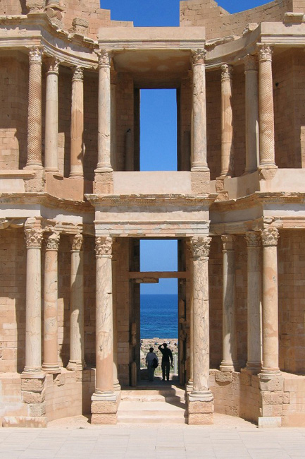 20060326s_SabrathaTheaterView