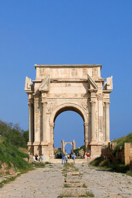 20060327c_LeptisMagnaTwoArches