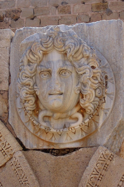 20060327m_LeptisMagnaForumMedusa