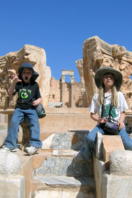 20060327q_SM_LeptisMagnaBasilicaPerch