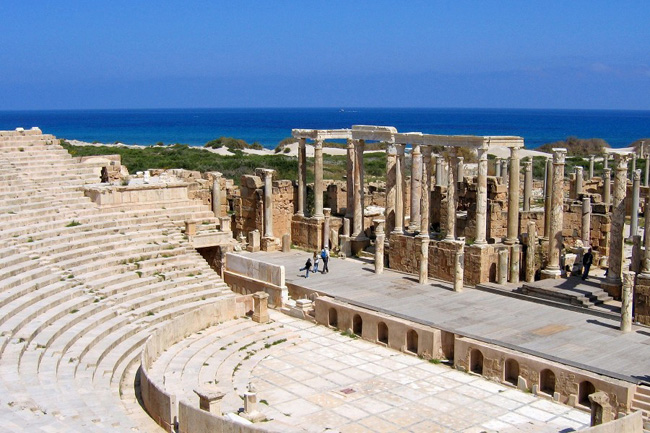 20060327zd_DSM_LeptisMagnaTheater