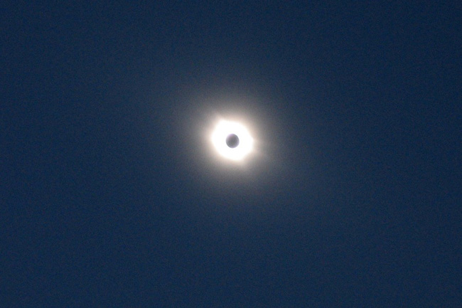 20060329l_1227pm_EclipseSequence7TOTAL
