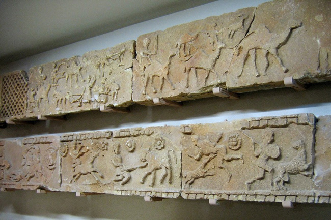 20060331d_MuseumPunicFrieze
