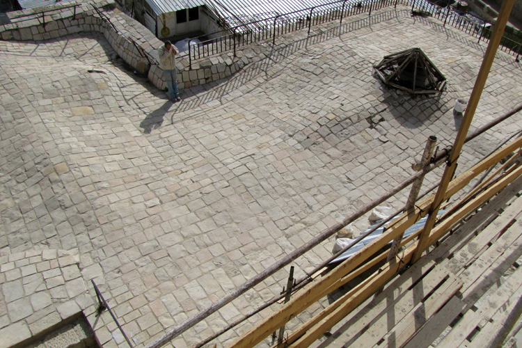 20101221h_JerusalemUndulatingRoof