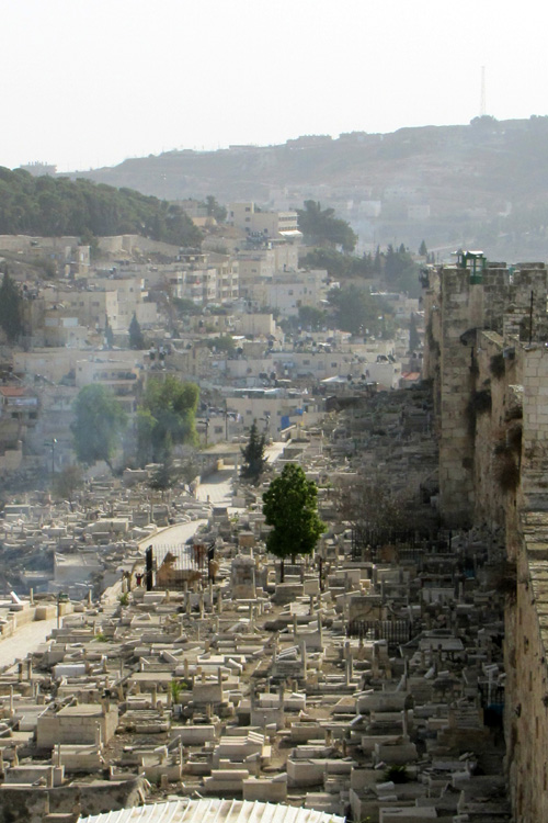 20101221l_KidronTombs