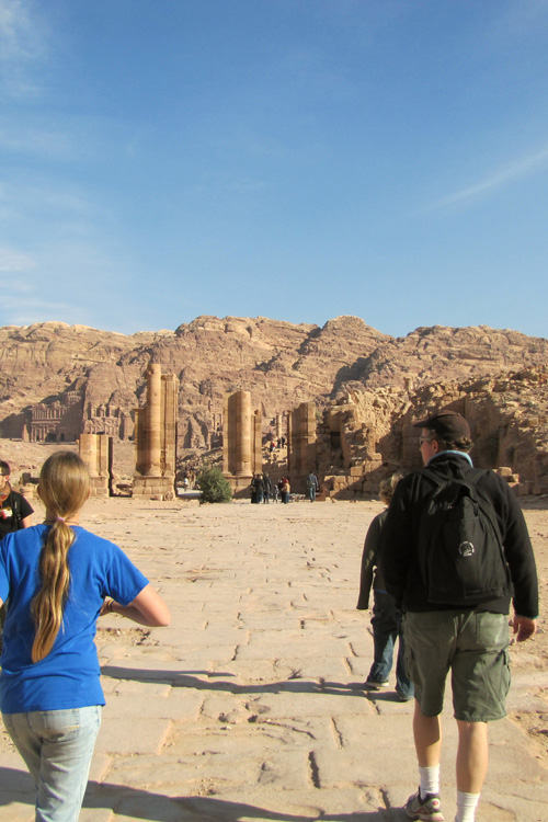 20110102v_DSM_PetraColonnadeGate