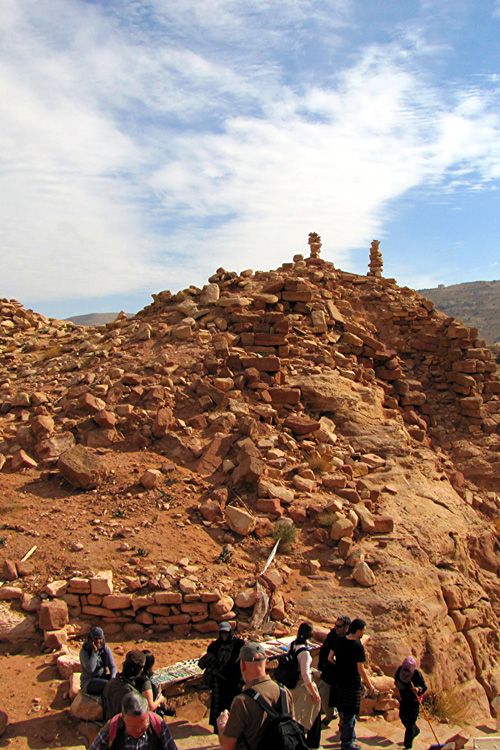 20110103j_PetraPathVendor