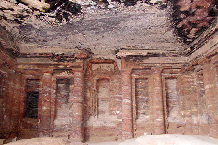 20110103x_PetraInterior
