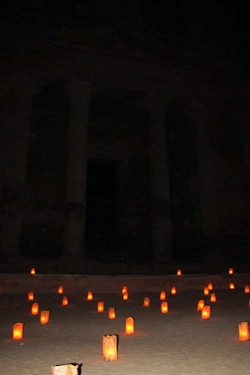 20110103zg_PetraLuminarias