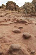 20110103q_PetraRockNodules