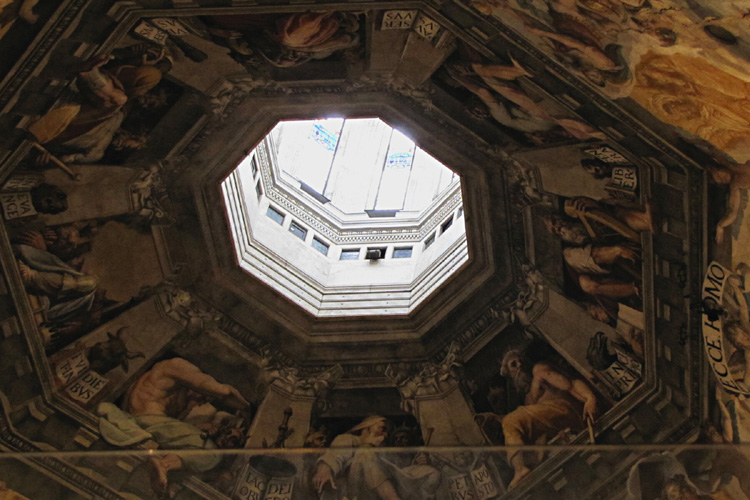 20120601o_FlorenceCupolaFrescoes