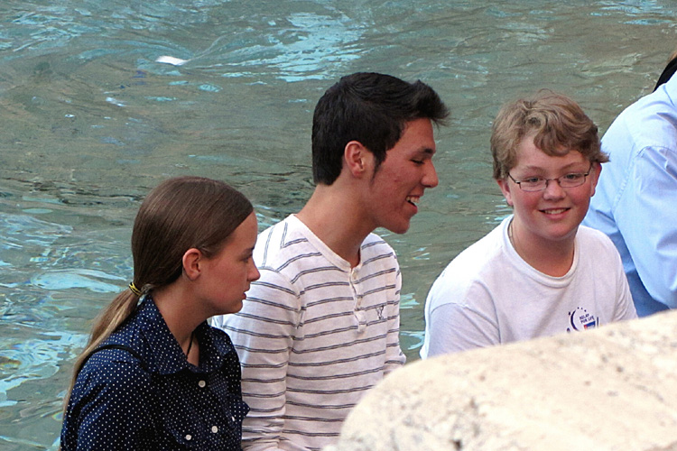 20120602h_SMRic_TreviFountain