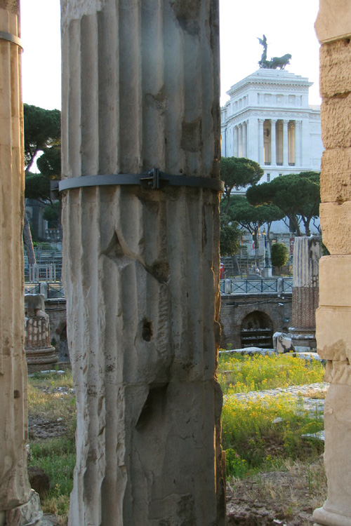 20120602j_ForumRearView