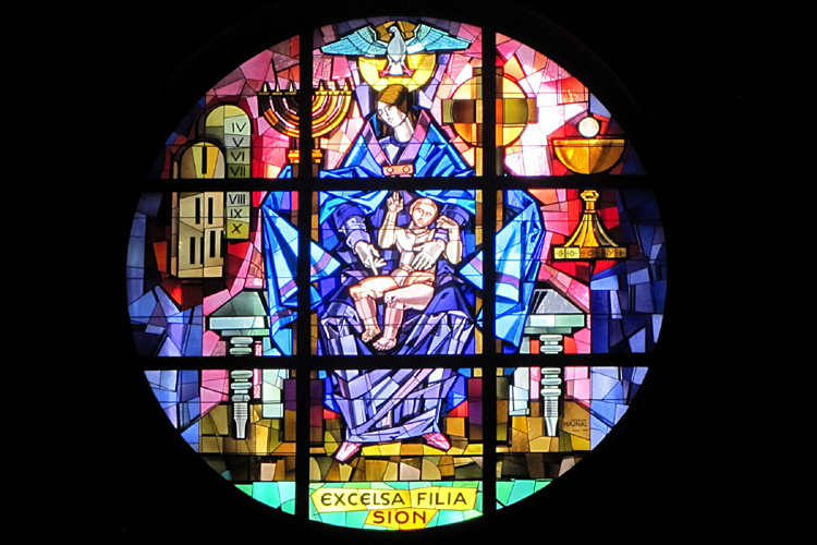 20120604b_RomeSantaMariaMaggioreWindow