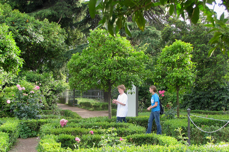 20120604n_SM_RomePalatineGarden