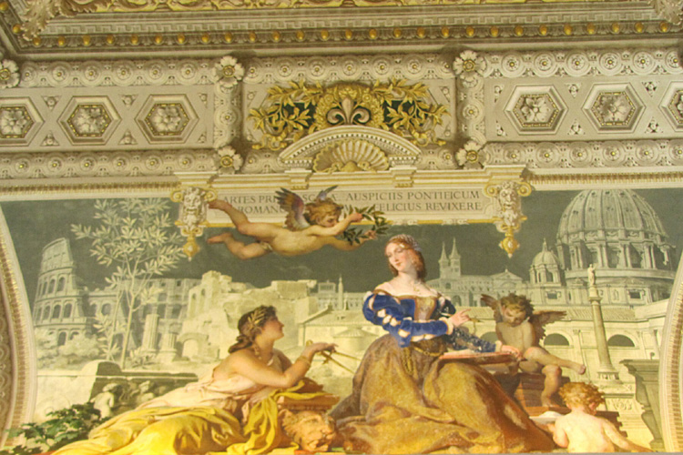 20120605s_VaticanCeiling