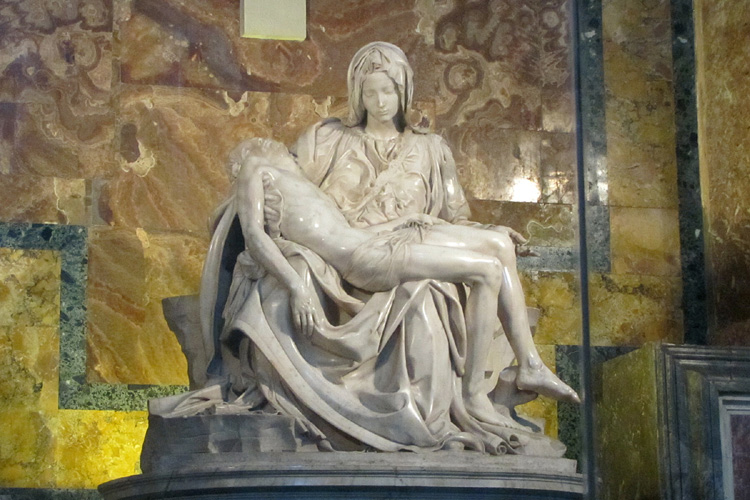 20120605zc_VaticanMichelangeloPieta