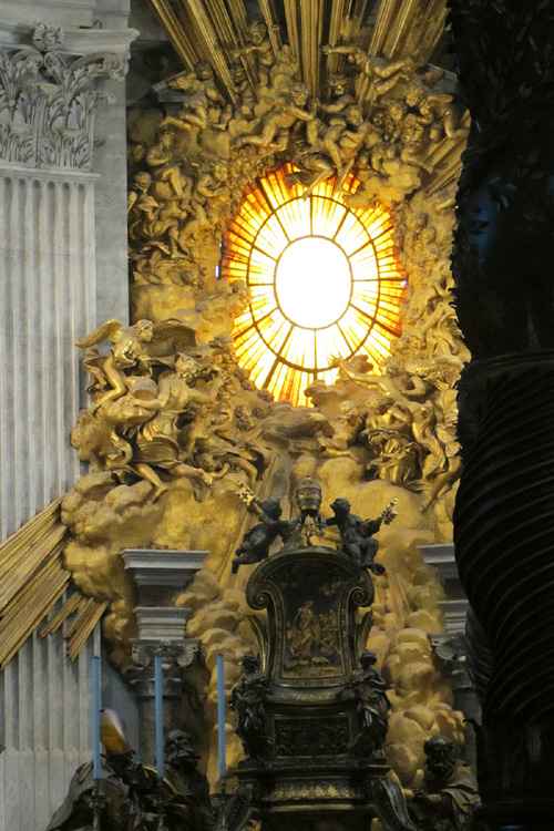 20120605zj_VaticanStPetersThrone