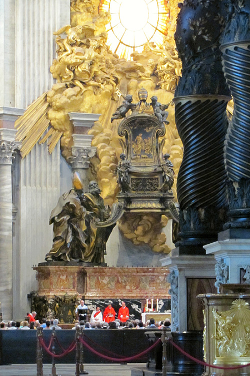 20120605zm_VaticanStPetersThrone