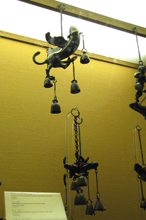 20120609zd_MuseoPhallicTintinnabuli