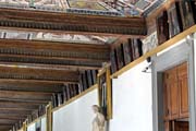 20120531f_FlorenceUffiziCorridorPortraits