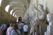 20120605g_M_VaticanCorridor