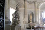20120605r_VaticanStatuary