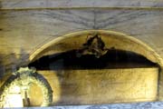 20120606g_RomePantheonRaphaelTomb